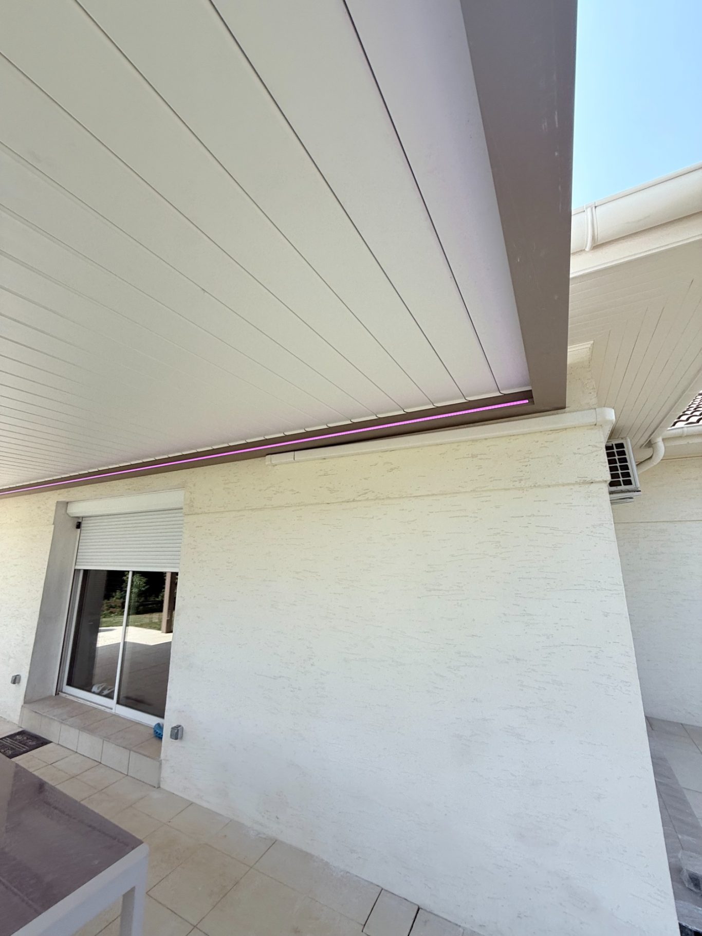 Modèle SUNRISE Adossée
8,40x3,5m RAL 1019