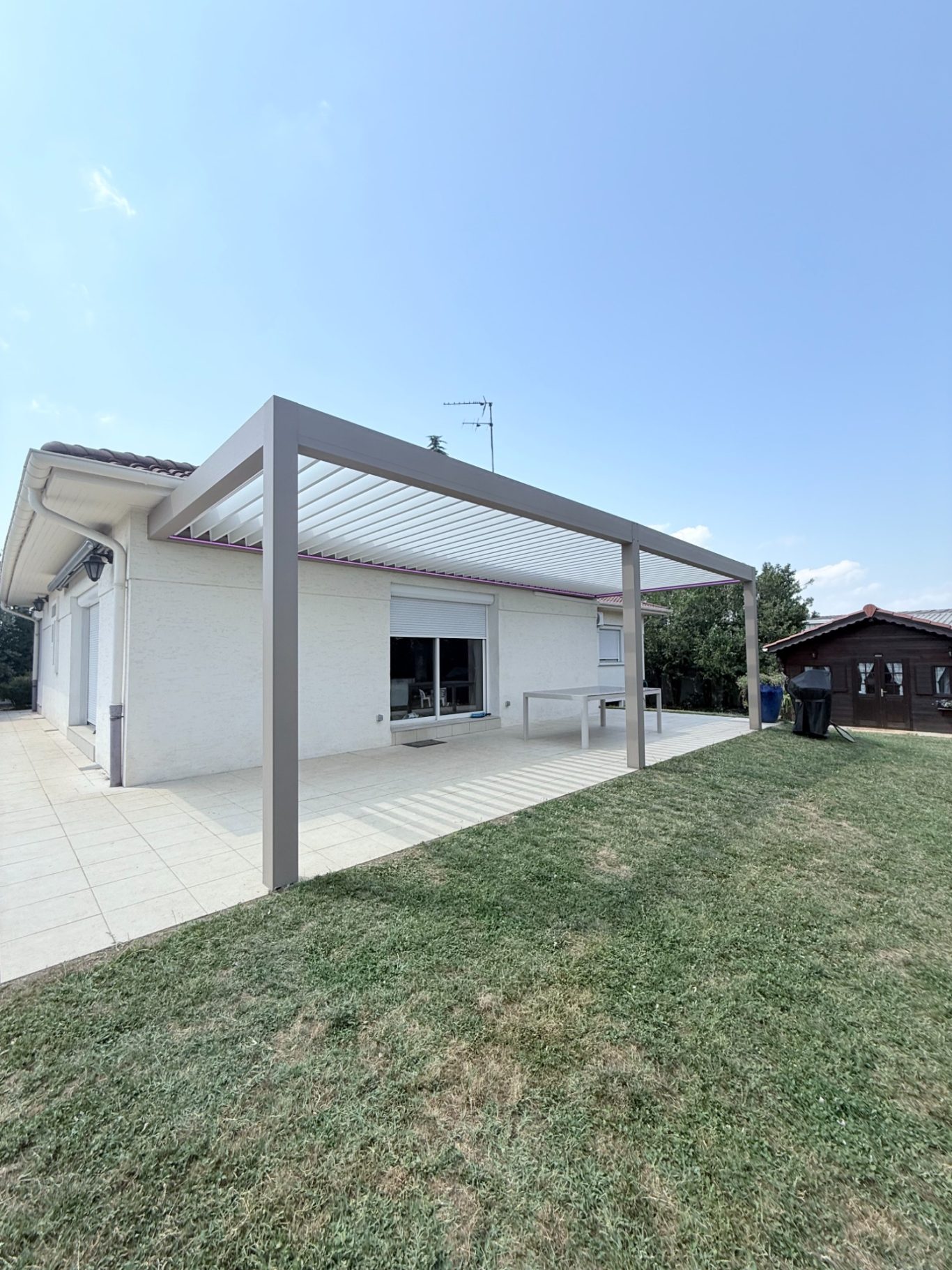 Modèle SUNRISE Adossée
8,40x3,5m RAL 1019