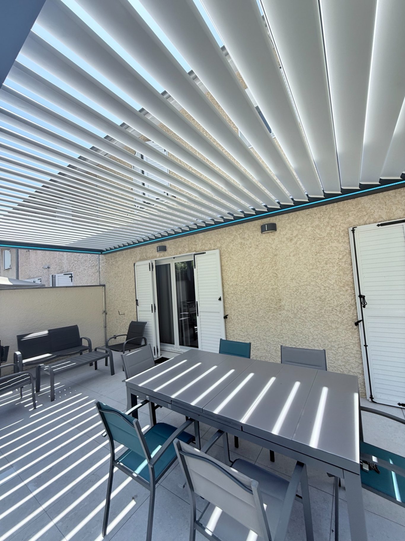 Modèle SUNRISE Adossée
8,40x3,5m RAL 7016