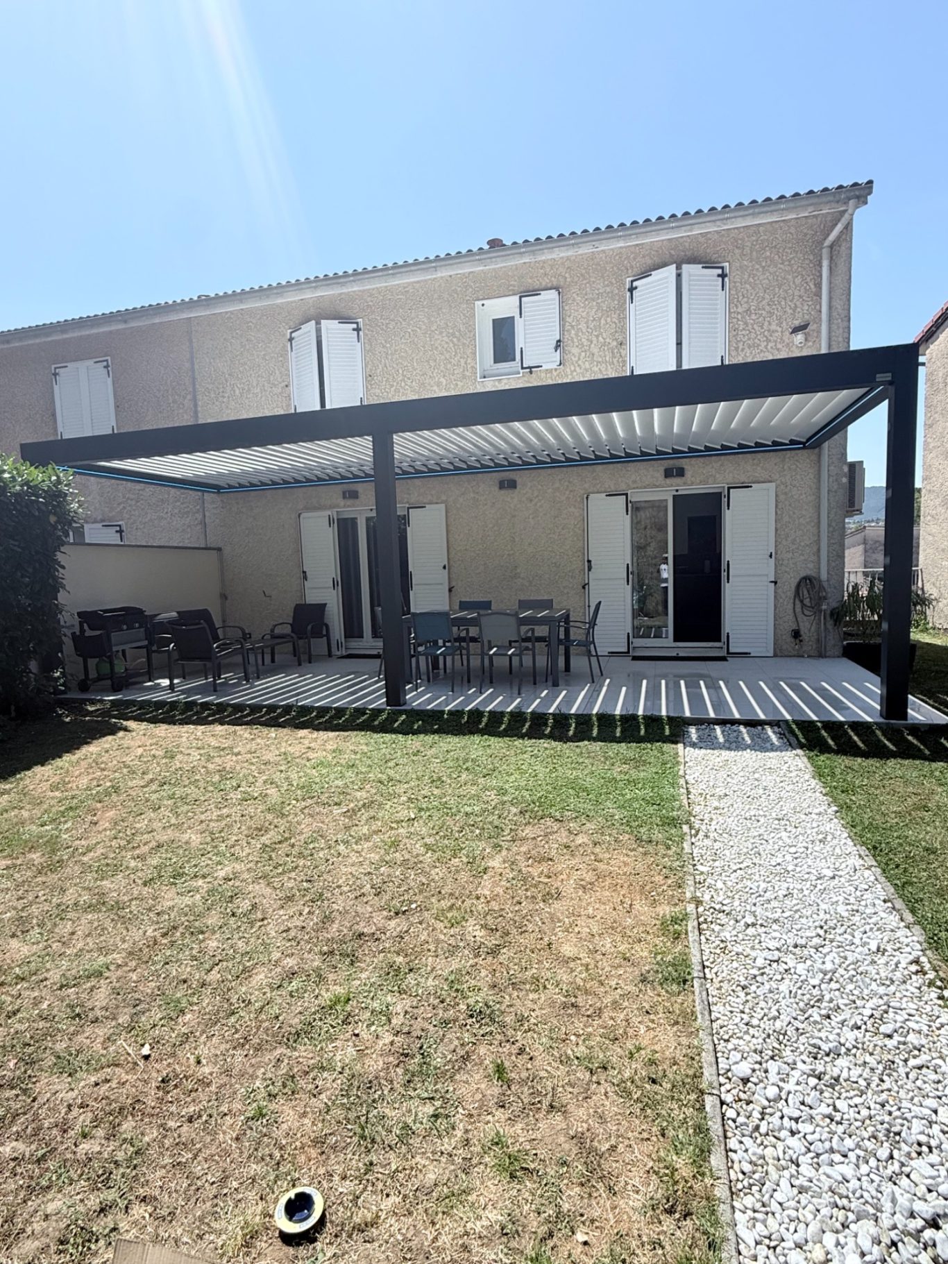 Modèle SUNRISE Adossée
8,40x3,5m RAL 7016