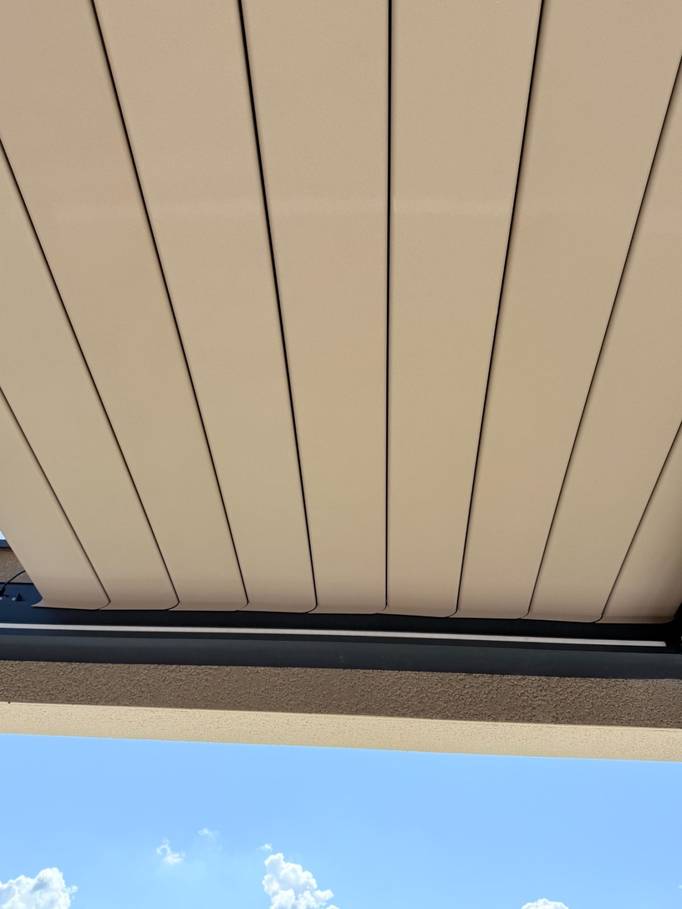 SUNRISE Suspendue 9,00 X 2,78 m