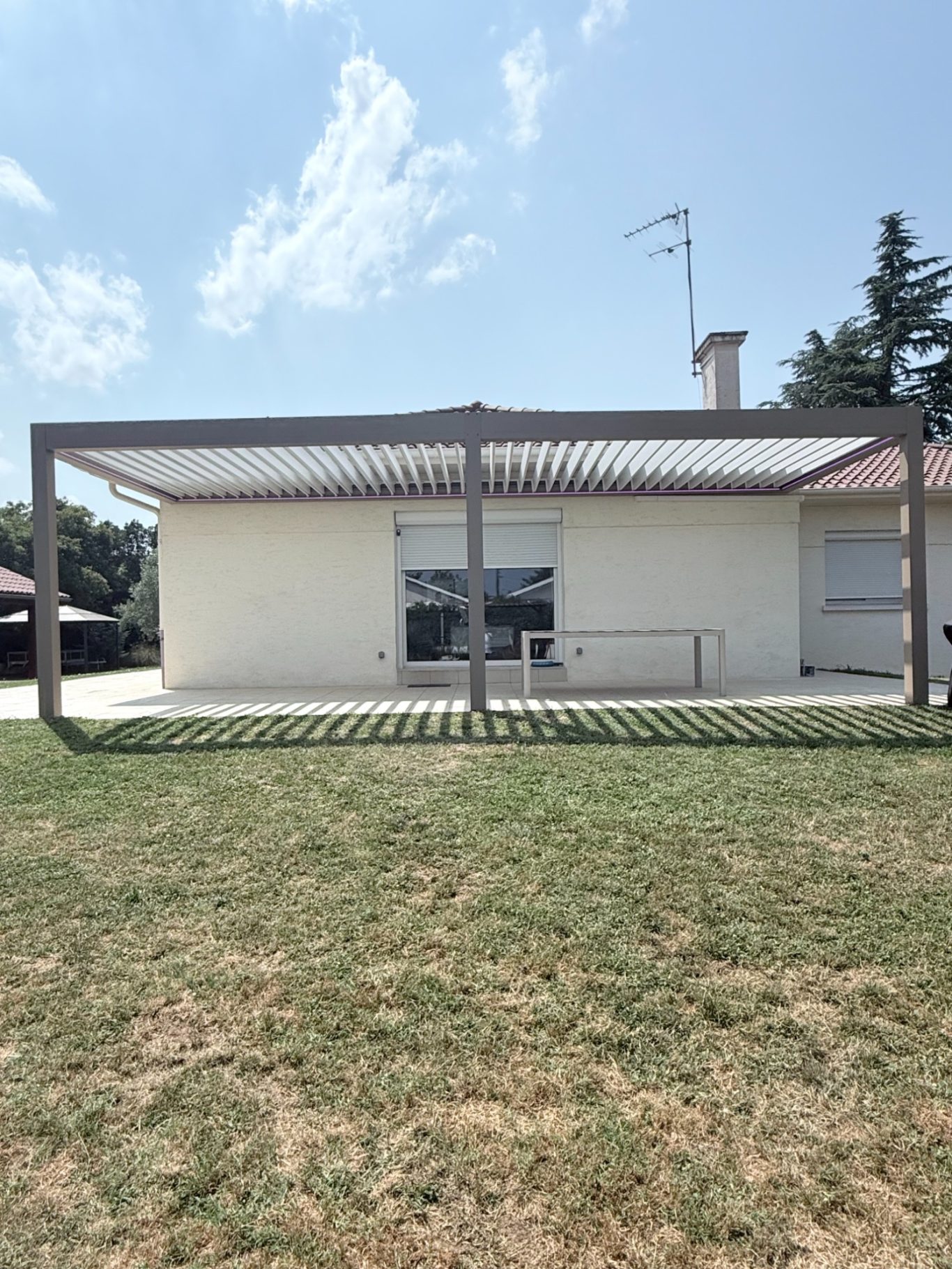 Modèle SUNRISE Adossée
8,40x3,5m RAL 1019