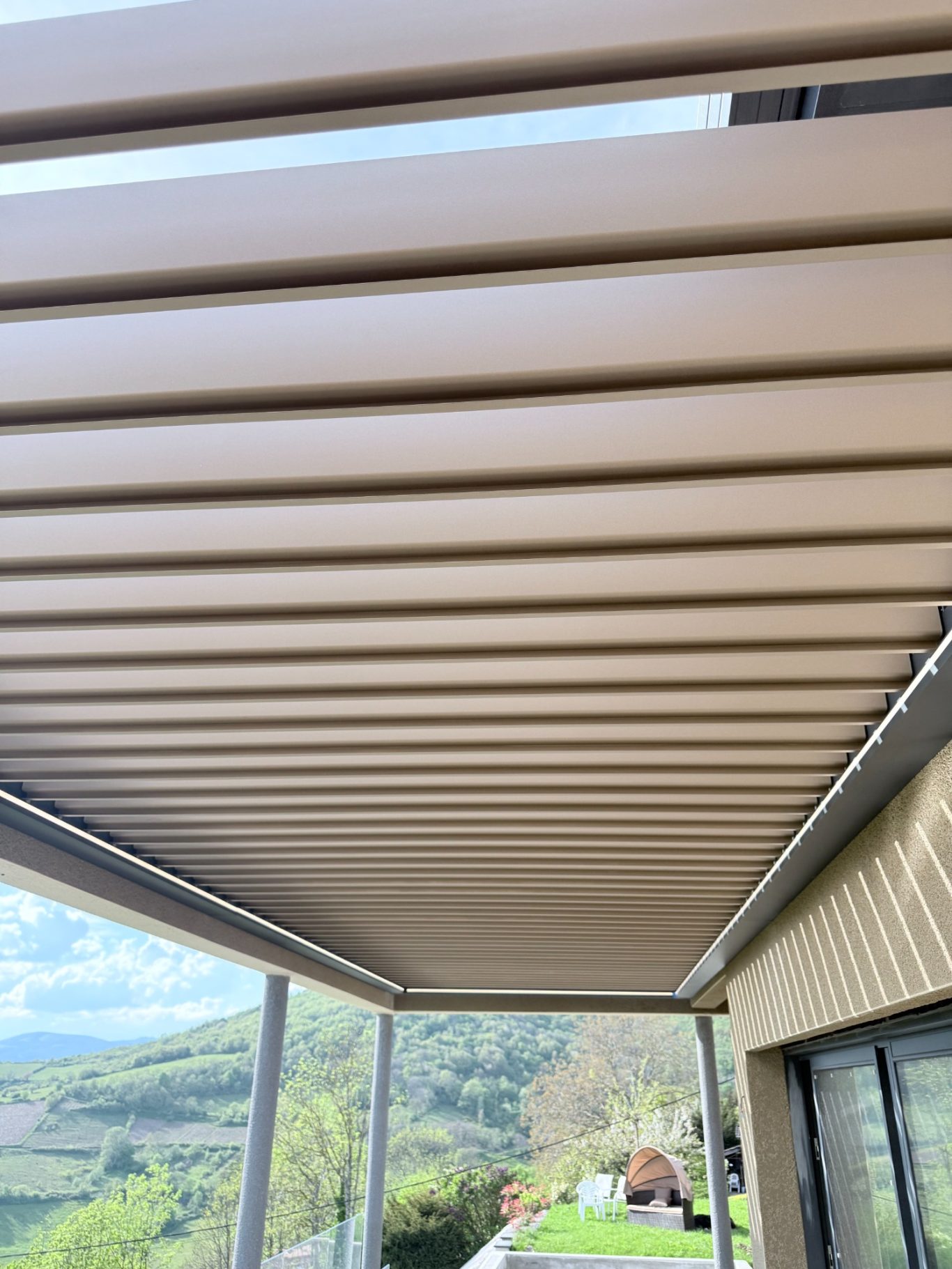 SUNRISE Suspendue 9,00 X 2,78 m